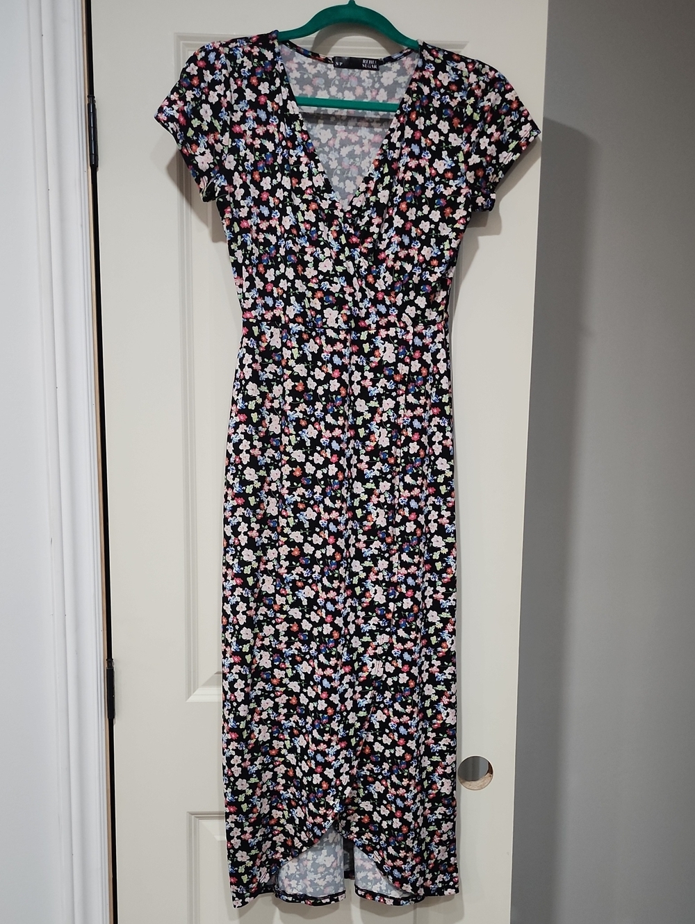 π°Rebel Sugar Floral Midi Dress in Black & Pink Size Small